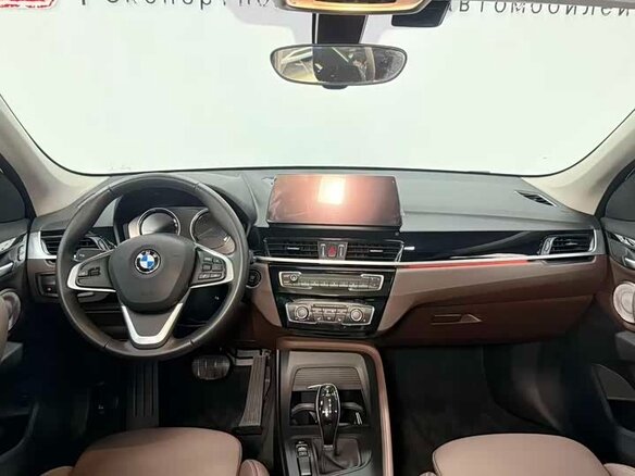 2022 BMW X1 20Li sDrive II (F48) Рестайлинг, белый - вид 9