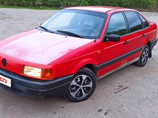 1992 Volkswagen Passat B3, красный, 145000 рублей, вид 1