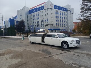 2006 Chrysler 300C I, белый, 1500000 рублей, вид 4
