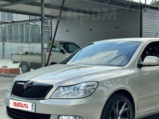 2012 Skoda Octavia II (A5) Рестайлинг, серый, 750000 рублей, вид 2