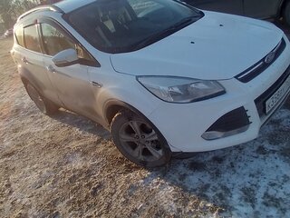 2014 Ford Kuga II, белый, 1130000 рублей, вид 4