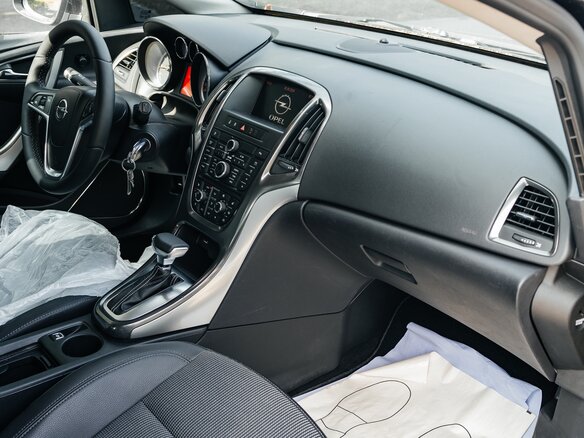 2011 Opel Astra J, чёрный, 950000 рублей - вид 11