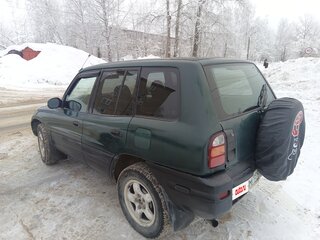 1998 Toyota RAV4 I (XA10), зелёный, 600000 рублей, вид 4