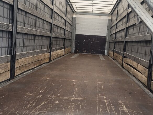2017 Schmitz Cargobull SCB, серый, 2500000 рублей - вид 1