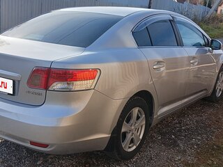2010 Toyota Avensis III, серебристый, 1220000 рублей, вид 4