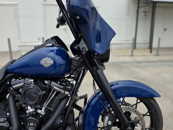2023 Harley-Davidson Road King Special, синий, 1890000 рублей - вид 2
