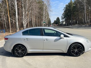2010 Toyota Avensis III, серебристый, 1250000 рублей, вид 5