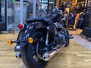 2026 Royal Enfield Super Meteor, чёрный, 755000 рублей, вид 3