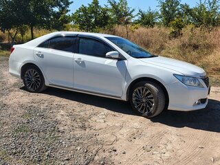 2012 Toyota Camry VII (XV50), белый, 1500000 рублей, вид 2