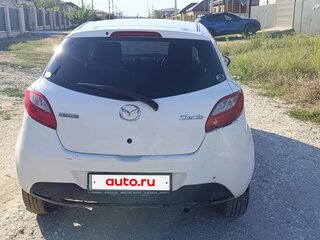 2010 Mazda Demio III (DE), белый, 430000 рублей, вид 3