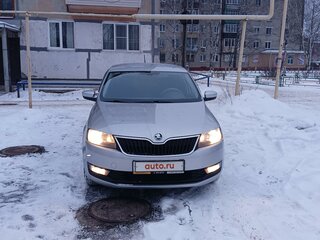 2019 Skoda Rapid I Рестайлинг, серебристый, 1450000 рублей, вид 1