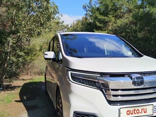 2019 Honda Stepwgn Spada V Рестайлинг, белый, 2600000 рублей, вид 2