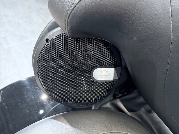 2023 Harley-Davidson Road Glide Limited, чёрный, 3599000 рублей - вид 30