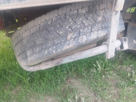 1993 Mercedes-Benz 1117, зелёный, 1300000 рублей, вид 4