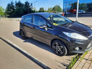2012 Ford Fiesta Mk6, чёрный, 890000 рублей, вид 2