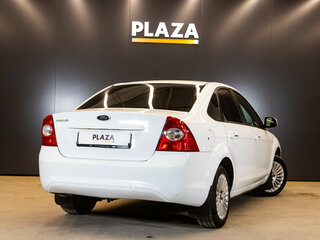 2011 Ford Focus II Рестайлинг, белый, 610000 рублей, вид 3