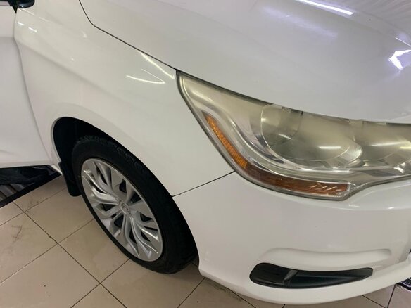 2011 Citroen C4 II, белый, 640000 рублей - вид 10