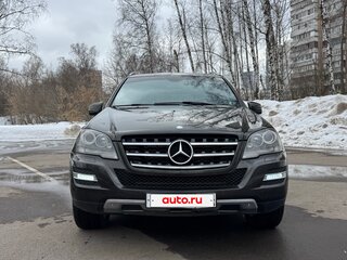 2011 Mercedes-Benz M-Класс 350 II (W164) Рестайлинг, коричневый, 1500000 рублей, вид 2