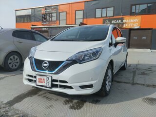2019 Nissan Note e-Power II Рестайлинг, белый, 1375000 рублей, вид 2