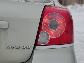 2006 Toyota Avensis II Рестайлинг, зелёный, 850000 рублей, вид 5
