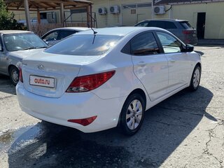 2016 Hyundai Solaris I Рестайлинг, белый, 900000 рублей, вид 5