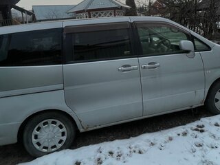 2001 Nissan Serena II (C24), серебристый, 540000 рублей, вид 2