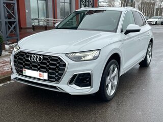 2022 Audi Q5 45 TFSI II (FY) Рестайлинг, белый, 4812414 рублей, вид 1