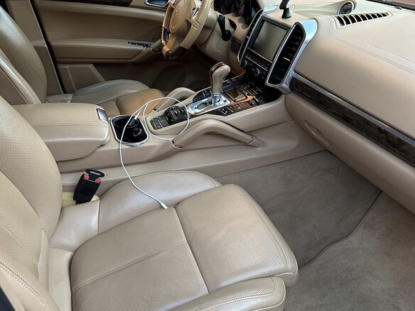 2012 Porsche Cayenne S II (958), фиолетовый, 1900000 рублей - вид 10