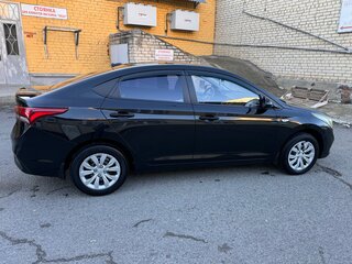 2018 Hyundai Solaris II, чёрный, 995000 рублей, вид 5