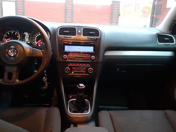 2011 Volkswagen Golf VI, серебристый - вид 7