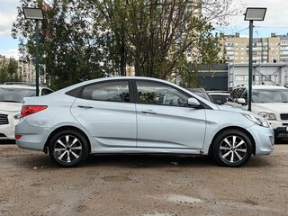 2011 Hyundai Solaris I, серый, 609000 рублей, вид 4