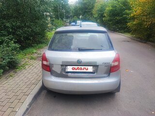 2010 Skoda Fabia II, серебристый, 300000 рублей, вид 2