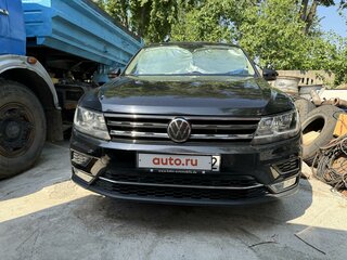 2021 Volkswagen Tiguan Allspace II, чёрный, 3000000 рублей, вид 2