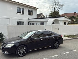 2012 Toyota Camry VII (XV50), чёрный, 1600000 рублей, вид 2