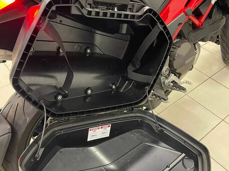2016 Ducati Multistrada 1260, красный, 1050000 рублей, вид 4