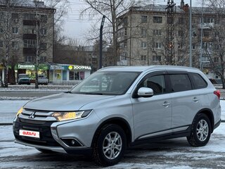 2015 Mitsubishi Outlander III Рестайлинг 2, серебристый, 1750000 рублей, вид 2