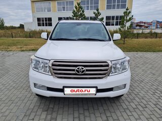 2010 Toyota Land Cruiser 200 Series, белый, 3680000 рублей, вид 2