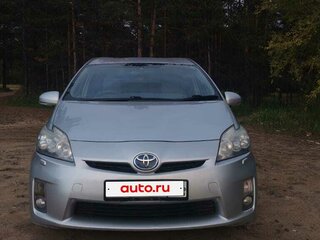 2010 Toyota Prius III (XW30), серый, 945000 рублей, вид 3