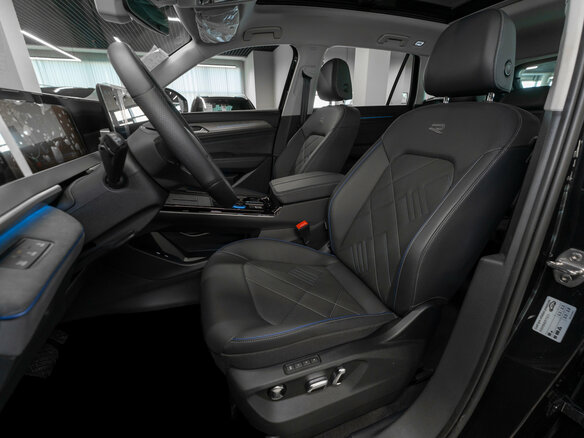 2026 Volkswagen Tavendor I Рестайлинг, чёрный, 5920000 рублей - вид 8