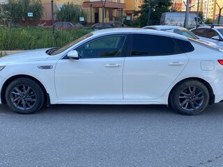 2019 Kia Optima IV Рестайлинг, белый, 1150000 рублей, вид 2