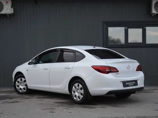 2012 Opel Astra J Рестайлинг, белый, 689999 рублей, вид 5