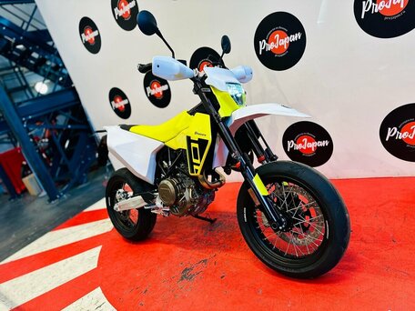 2026 Husqvarna 701 Supermoto, жёлтый, 1550000 рублей, вид 2