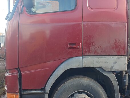 1994 Volvo FH, красный, 2200000 рублей, вид 3