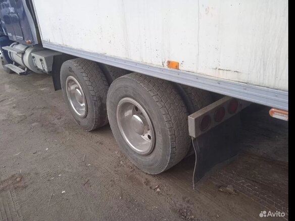 2003 Freightliner Columbia, синий, 2400000 рублей - вид 4