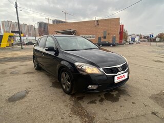 2011 Kia Ceed I Рестайлинг, чёрный, 640000 рублей, вид 4