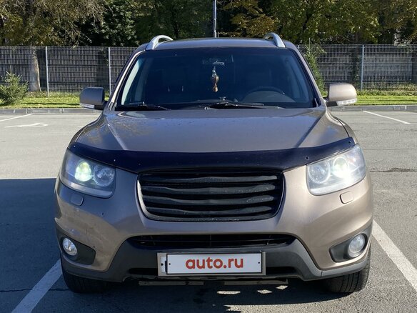 2010 Hyundai Santa Fe II Рестайлинг, коричневый, 1700000 рублей - вид 1