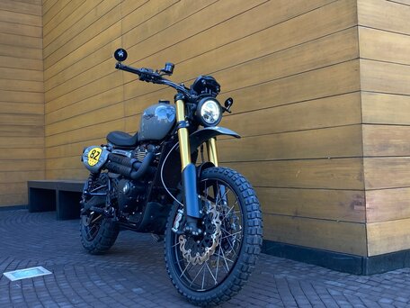 2023 Triumph Scrambler, серый, 1860000 рублей, вид 3
