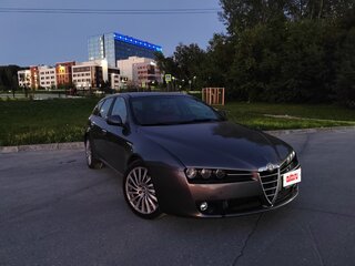 2009 Alfa Romeo 159, серый, 850000 рублей, вид 4