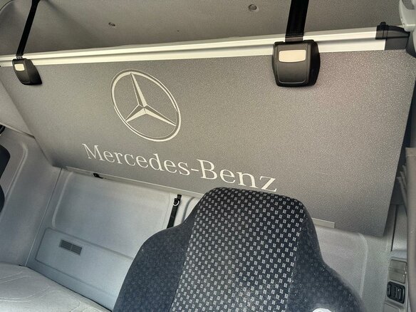 2013 Mercedes-Benz Atego, белый, 7474990 рублей - вид 18