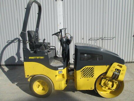 2010 Bomag BW 100, жёлтый, 3500000 рублей, вид 1